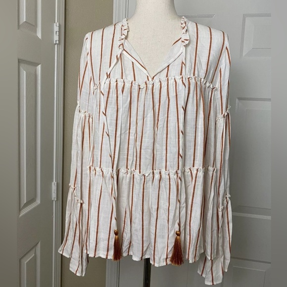 Label of Graded Goods H&M Womens Blouse Size 10 Beige Boho Bell Sleeve Top - Picture 3 of 7